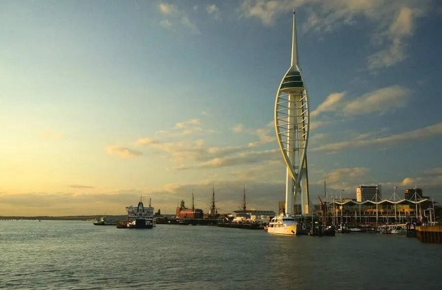 spinnaker tower facts