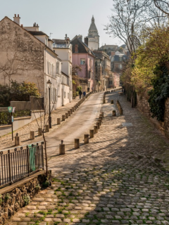 street in Montmartre 1024x652