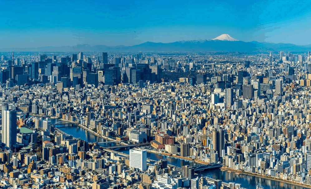 Tokyo skyline with the iconic Mount Fuji in the background