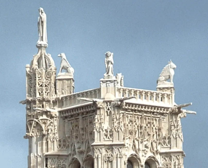 Tour Saint-Jacques statues on top