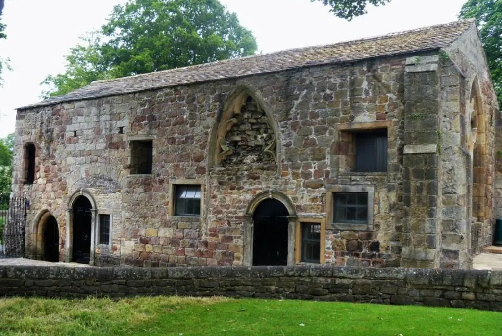 Shipton Castle 12th century chapel