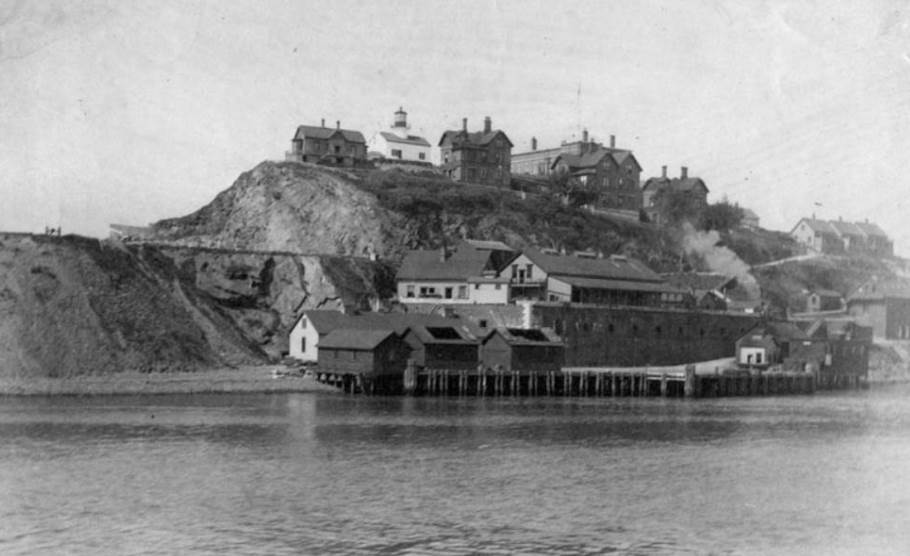 Alcatraz Island in 1895