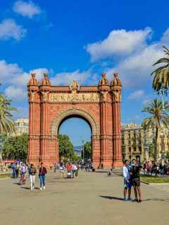 Arc de triomf Barcelona facts