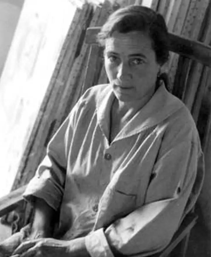 Agnes Martin in the 1950s