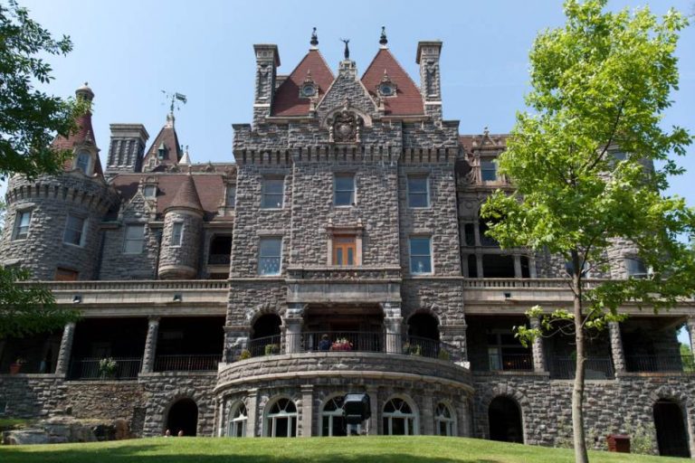 Top 12 Interesting Facts about Boldt Castle