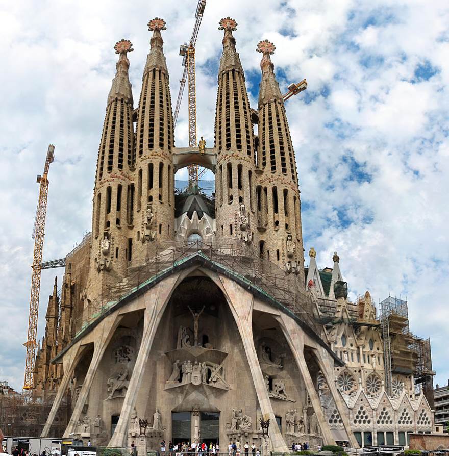 Sagrada Familia Art Nouveau Architecture