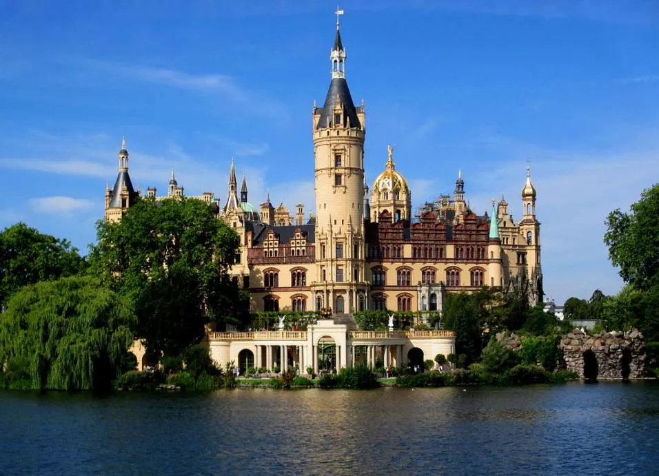 Schwerin Castle interesting facts