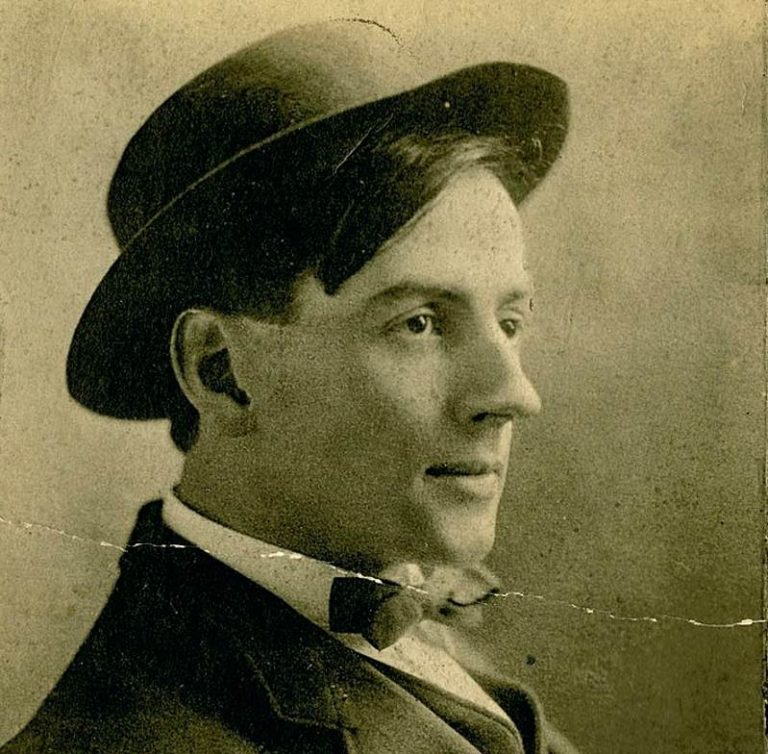 Top 8 Famous Canadian Artists