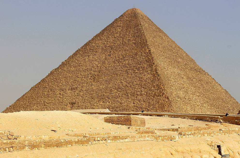 Great Pyramid of Giza famous pyramids in Egypt