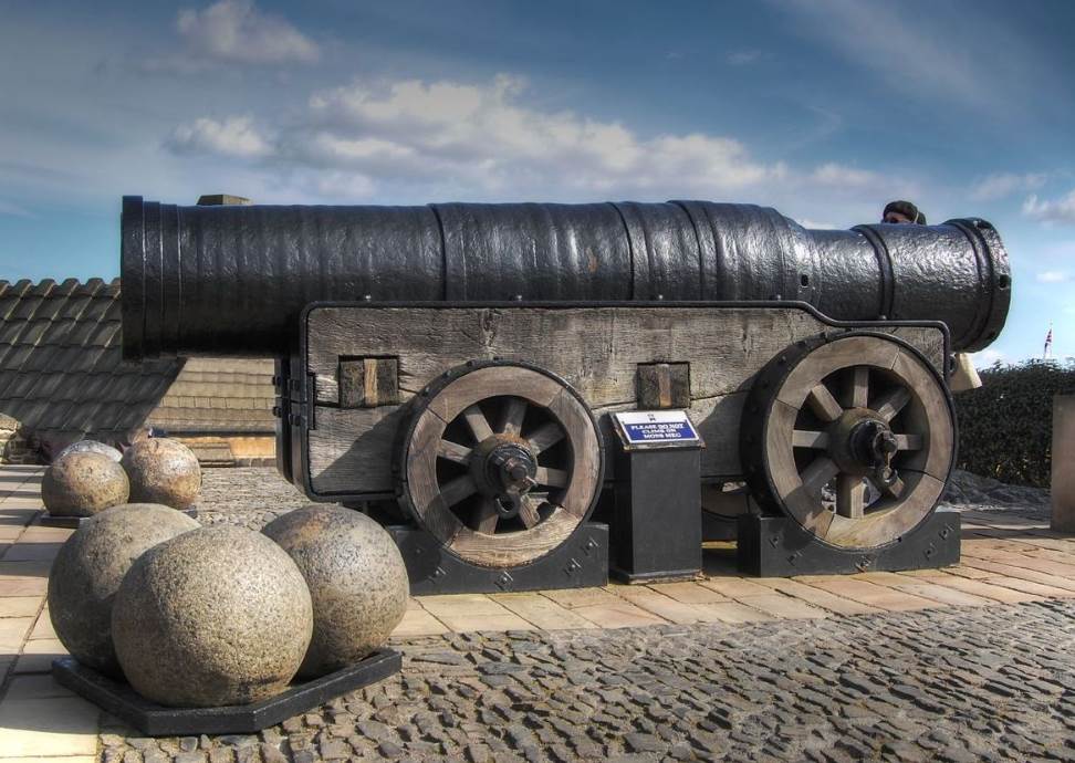 Mons Meg cannon