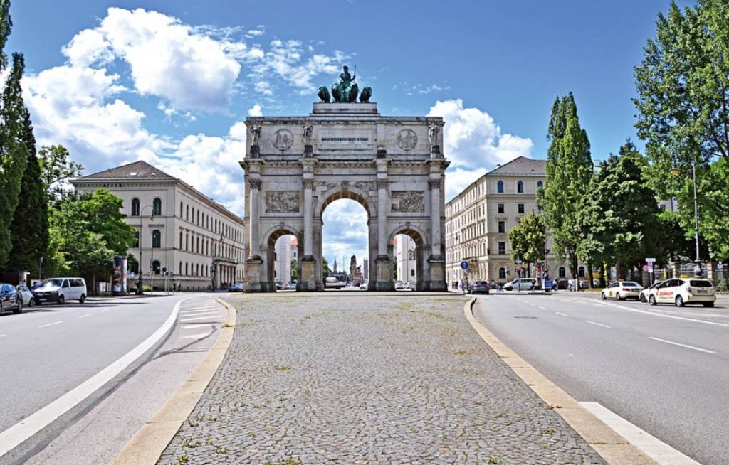 Siegestor Munich location
