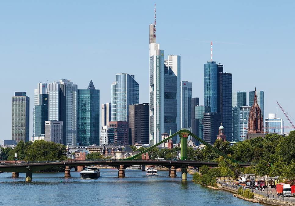 Frankfurt Skyline Commerzbank tower location