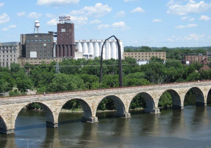 Stone Arch Bridge Minneapolis Architecture