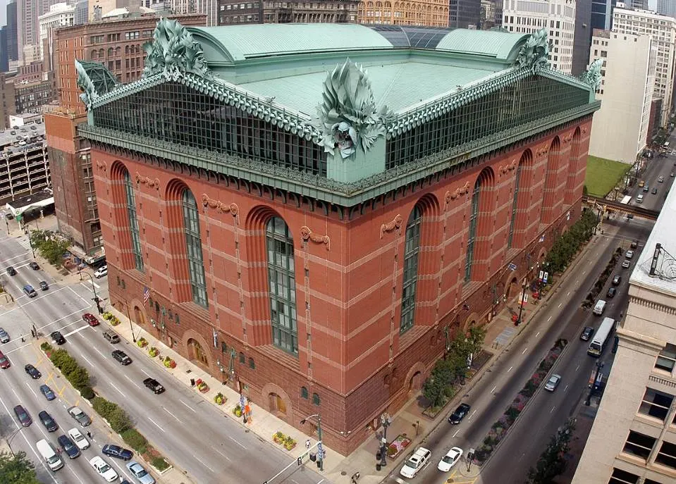 Harold Washington Library Center in Chicago