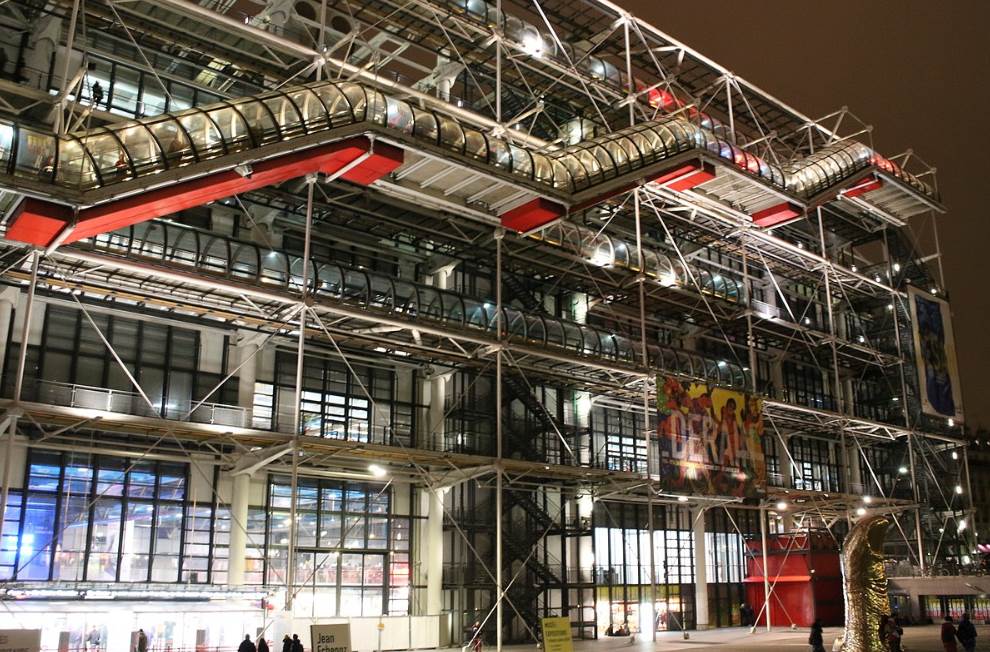 High-Tech architecture Centre Pompidou