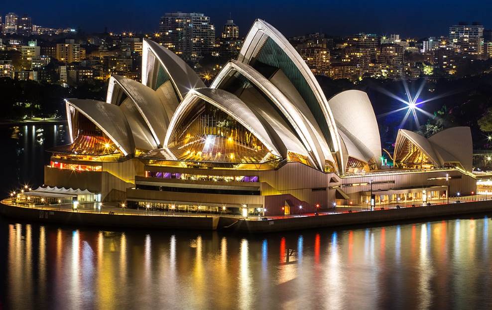Sydney Opera House Expressionism