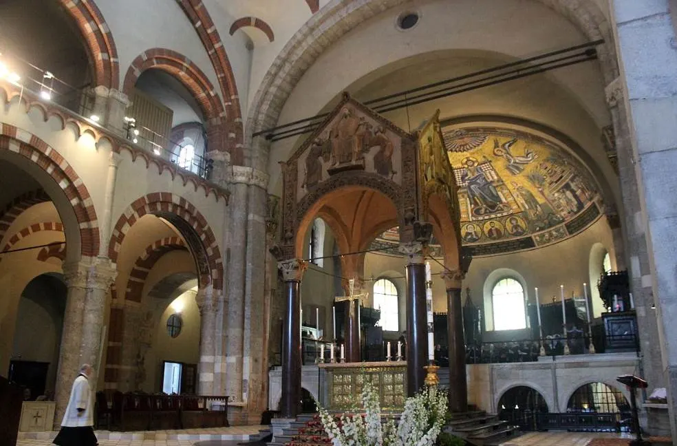 Basilica of Sant'Ambrogio interior