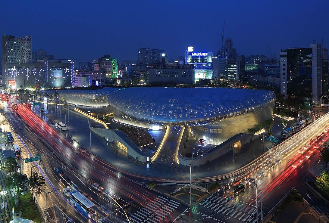 Dongdaemun Design Plaza Neo Futurism in Seoul