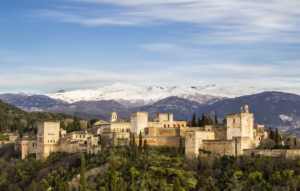 Famous Buildings in Granada Alhambra
