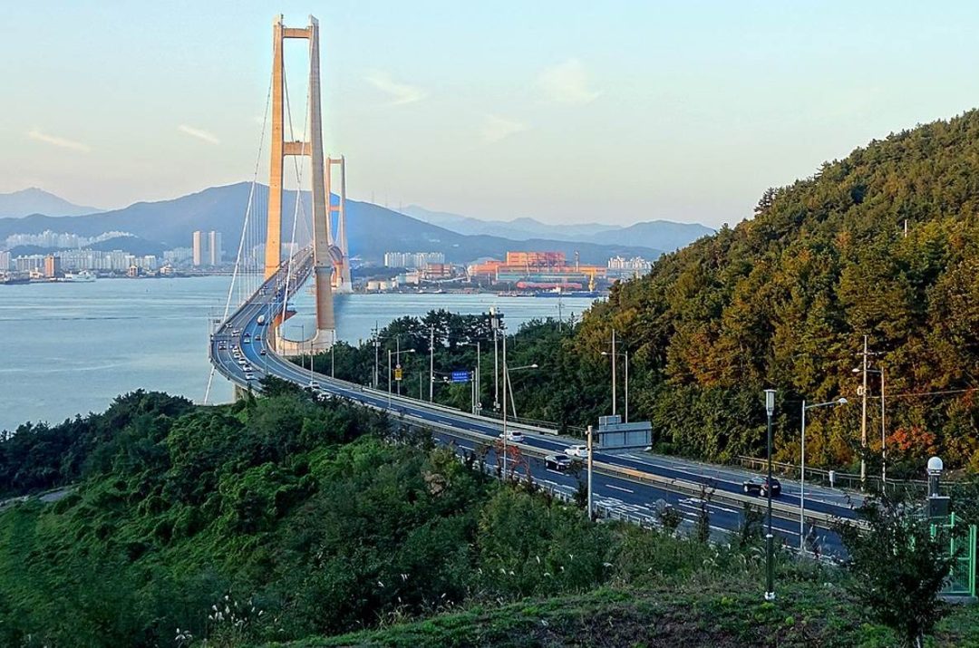 Top 10 Famous Bridges in South Korea