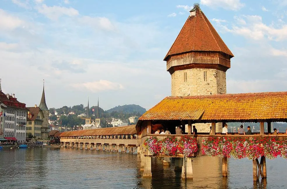 Top 8 Interesting Facts about the Chapel Bridge 1 Chapel Bridge Lucerne location