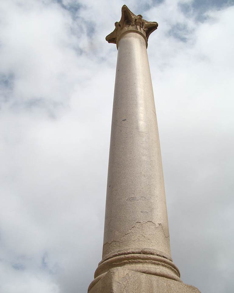 Pompeys pillar shaft