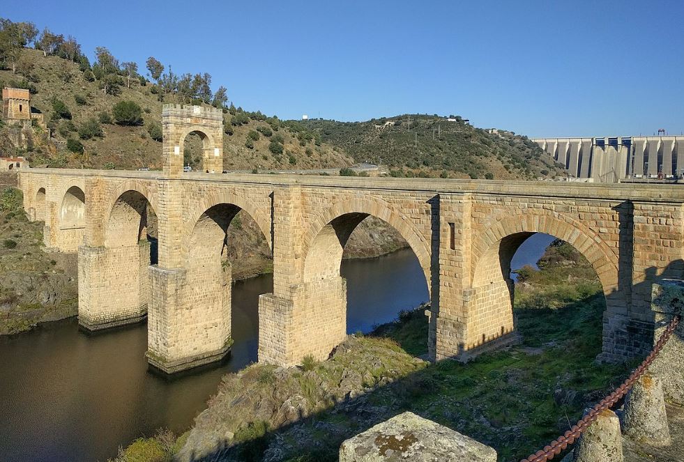 Alcantara Bridge and dam