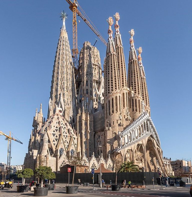 Top 10 Famous Buildings Designed by Antoni Gaudí