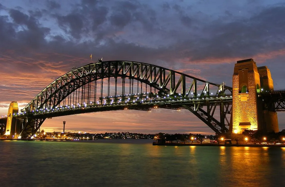 Sydney Harbor Bridge inspired by the Hell Gate Bridge