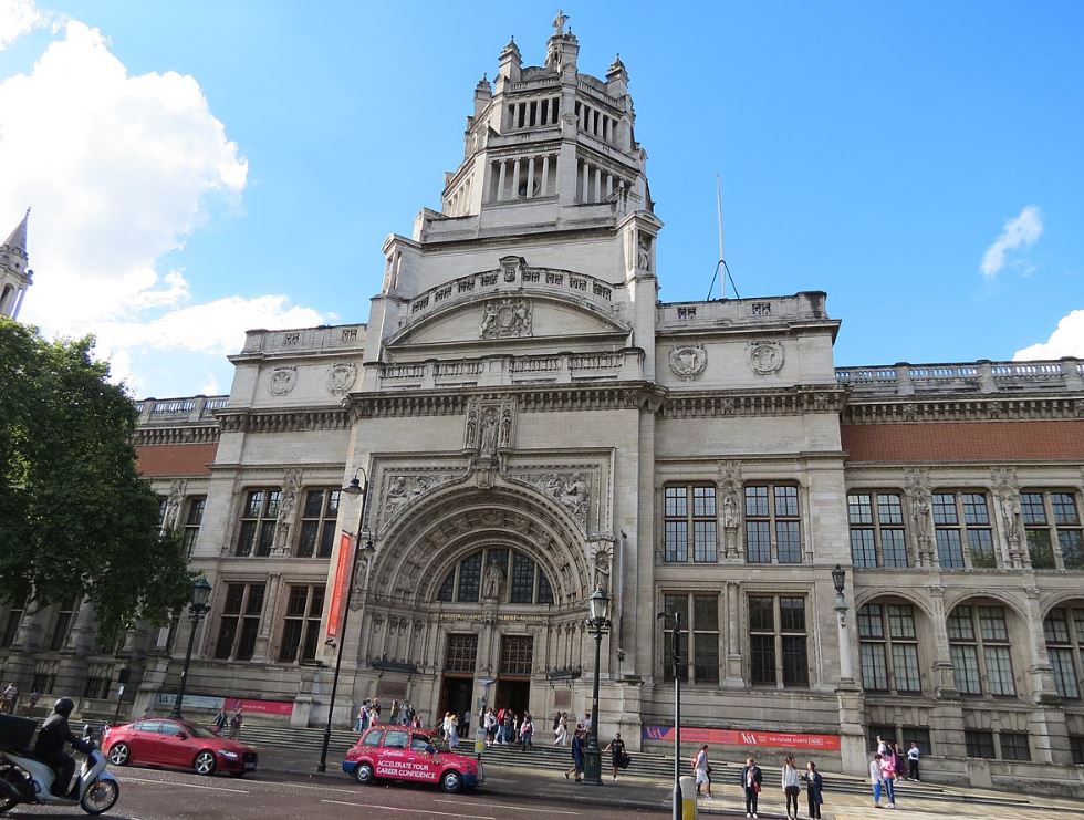 Best Art Museums in London Victoria and Albert Museum
