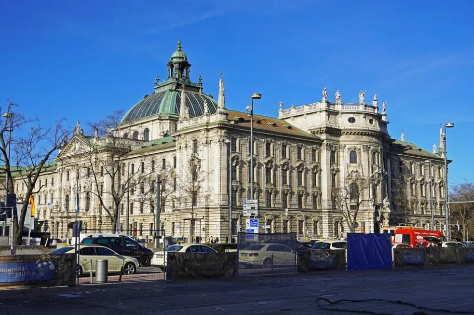 Baroque Revival Buildings, Justizpalast in Munich