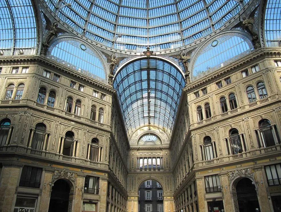Galleria Umberto I architecture