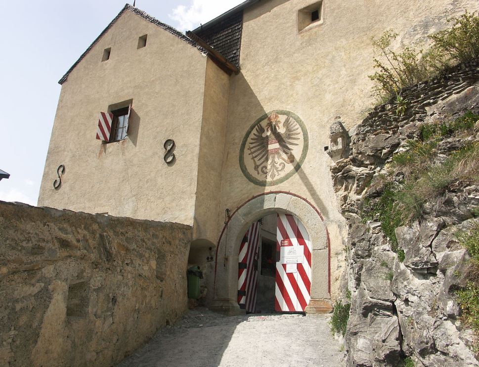 Tarasp Castle entrance gate